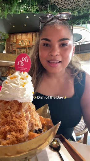 Thai Iced Tea Dessert Review at Pang Cha Bangkok