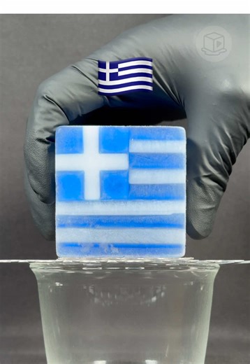 Can you guess the final color? Greece 🇬🇷 Ice melt #colormixing #satisfying #oddlysatisfying #relaxing #asmr