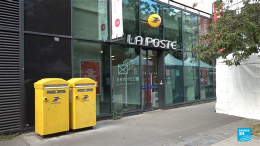 💻La #cyberattaque qui a touché lundi #LaPoste et ses services en ligne de suivi du courrier et de banque en ligne a "baissé en intensité", mais "se poursuit", a déclaré mardi le ministre de l'Économie Roland Lescure. On fait le point en images ⤵️ | FRANCE 24