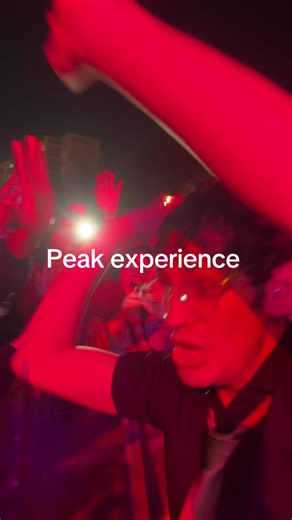 Robbie Shapiro Live: A Must-See Experience!