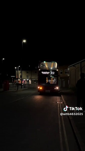 London Buses 483 (@wltb4832025) - VW1250: Metroline Bus Journey through Brentford