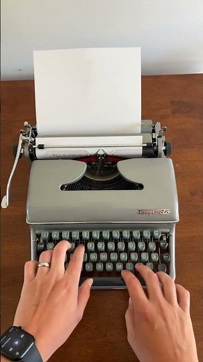 Vintage Torpedo 18 Manual Typewriter