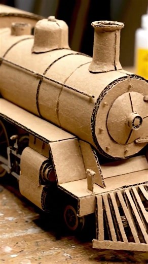 cardboard realstic train tutorial #diy #cardboardcrafts