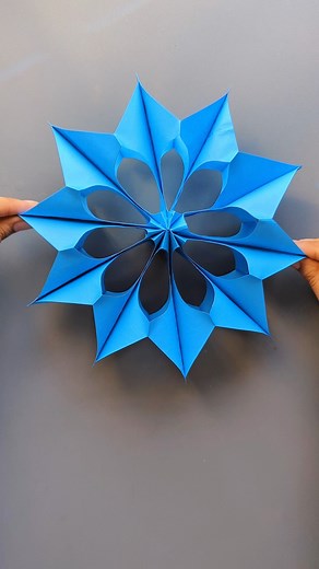 14K views · 163 reactions | Amezing paper snowflake for Christmas #snowflake #christmas2025 #fblifestyle | 1 Minute Craft | Facebook