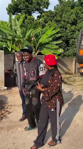 Elder Triho funny moments 😂😂😂 | Just for fun, just for laugh 😂😂😂😂😂😂. @🌎Elder✨Triho 💫(Mr Kay ) @Opoku_bilson #sofunny #eldertriho🌎 #bestvideo #opokubilson #justforfun