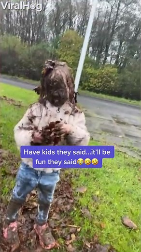 Like WHY😭🤣 Credit: ViralHog #dailymail #lol #cute #funny #haha #parentsoftiktok #fail #epicfail