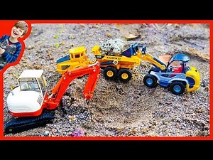 Construction Trucks - Dump Truck and Excavator Digging For Treasure