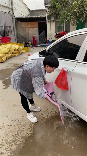 😲🚗 Maria jogou lama no carro… mas o resultado vai te surpreender! ✨🔥