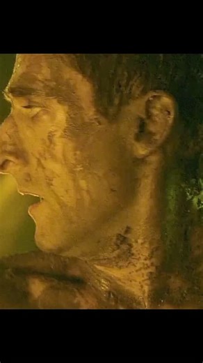 tigerrrrrrrrrr01 on Instagram: "Predators (2010) | Royce’s Brutal Final Showdown with the Super Predator In Predators, the climactic battle erupts as Royce (Adrien Brody) faces off against the fearsome Super Predator, a towering, genetically enhanced hunter. The battleground is soaked in mud, firelight flickers across shattered trees, and death hangs in the humid alien air. Outmatched in strength and agility, Royce doesn’t rely on brute force—he uses strategy and savagery. Coating himself in mud