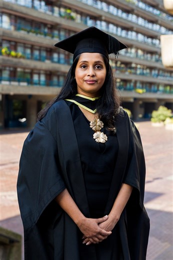 Distance learning 🤝 unexpected life commitments Our online MSc Data Science programme is designed to fit around your life, and whatever challenges come your way. 2025 graduate, Sachini, shared her experience with us and how the programmes structure benefited her most. | University of London
