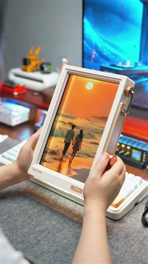 Divoom点音时光之界透明悬浮相框高清电子相册智能数码相框像素屏桌面数字黑科技男生生日2026新年礼物