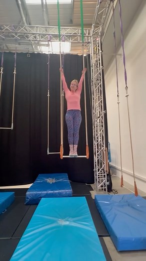 10K views · 8 comments | And it’s that time of the week again where we share with you a new #trapezetuesday routine! This week Amanda is showcasing Nadine to Fake Flag, followed by Mermaid wrap and a roll into Amazon. We can’t wait to see you have a go! Dont forget to tag us at #trapezetuesday and #mahmoves so we can repost and share. | My Aerial Home | Facebook