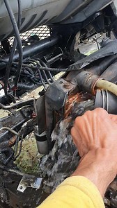 Coolant flush process Mitsubishi Engine #japansurplus #mechanic #trucks #Philippine #flushing #Pakistan hi sir MATZ MECHANIC it's ok to coolant flush process like this? | Iftikhar Ahmed