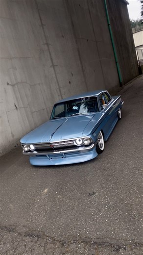 𝕁𝕦𝕤𝕥𝕚𝕟 on Instagram: "If you know the wheels you get a gold star 🌟 #bagged #oldsmobile #cutlass #f85 #v8 #cammed #bagriders #veraair"