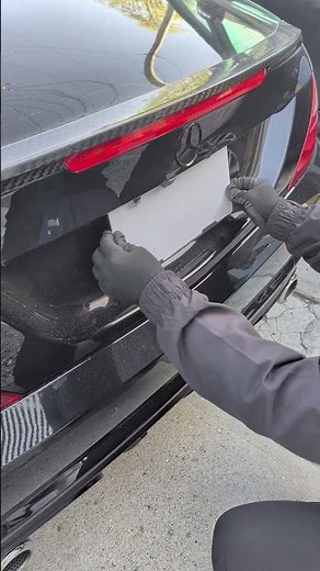 Can it be removed?! Easy removal and attachment of the rear license plate.