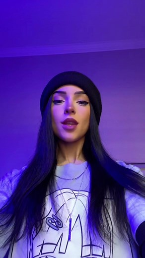 Dark Darla's Unique Style Transformation