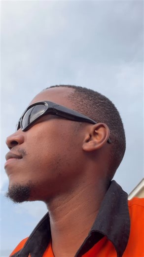 Techguy Seloane Sibanyoni | Cramps | Instagram