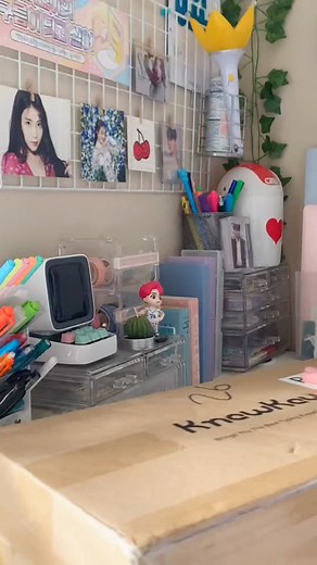 Unboxing of our keyboard 💕 #fyp #knewkey #typewriter #retro #keyboard #pink #kawaii #asmr #typing #satisfying #rymek #blue #backlight #satisfyingvideo @uhgooog