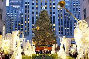 How to Have the Perfect Christmas in New York City — Holiday Markets, Epic Light Displays, and Festive Hotels Included