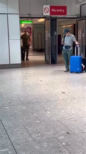 Rich Burns on Instagram: "The last stop on my European vacation (over two weeks ago!) brought me to Canvey Island in Essex and to London, just in time for a tube strike 😁. I’m so grateful for the generosity of all my friends, being such fabulous hosts and coming out to spend time and have fun with me. You are all Rainbows! Special mention: @charliesprideandsmile @colinslate @ptown_guy @julianlinley @dan_ldn92 @theeasternpole @khaiseyes @manuxiong along with Ed Moore and Chris Panfil ❤️❤️❤️ You