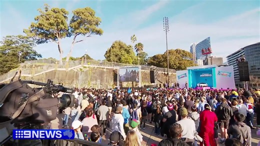 36K views · 327 reactions | The world's most famous harbour played host to the world's most famous YouTuber today. Thousands turned out at Circular Quay as social media sensation MrBeast gave away a fleet of luxury cars. #9News READ MORE: https://nine.social/KsC | 9 News Sydney | Facebook