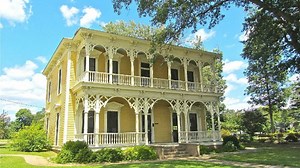 Visit historic Searcy