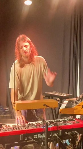 Theremin Baby ! North American Tour begins next week 🇺🇸🇲🇽🇨🇦 #theremin