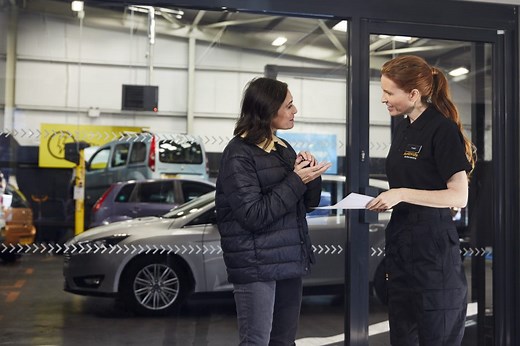 Beat the rush: Book your MOT, service or repair today! - Halfords