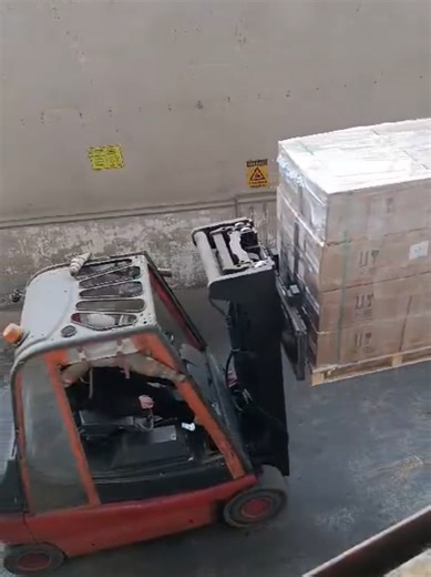 KADIN OPERATÖR #forkliftoperator #forklift #forkliftdriver #keşfet #izmir