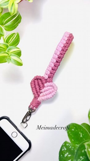 14K views · 86 reactions | . Macrame heart phone wristlet 編織愛心手機掛繩 #macrame #macramemakers #diy #macrametutorial #編織 #手作 #編織教學 | 琪琪拼布園 | Facebook