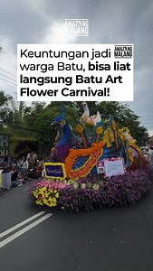 40K views · 1.5K reactions | Hari ini jalanan kota Batu penuh bunga! 朗 Carnival gini nih yang ditunggu-tunggu, penuh bunga dan kostumnya itulooo niat2 banget! Ada yang nonton juga? Komen dongg! #amazingmalang #wisatabatu #carnival | Amazing Malang | Facebook