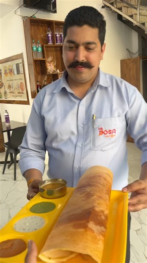 Giant Dosa only ₹208 me ￼ab Rajnagar Extension DS dosa factory par#viral @K‪@KhaoBali‬