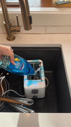 Easy toaster cleaning tip from grandma