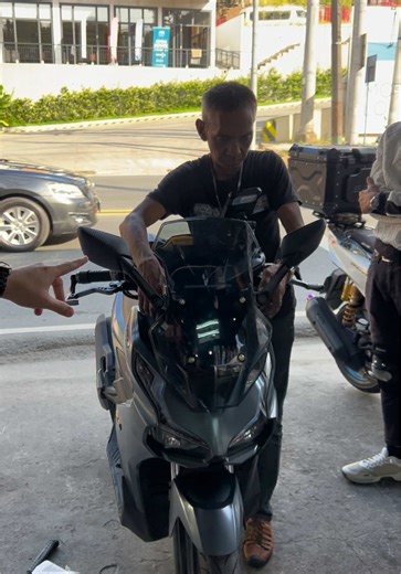 Explore the Improved Zhipat Windshield for Scooters