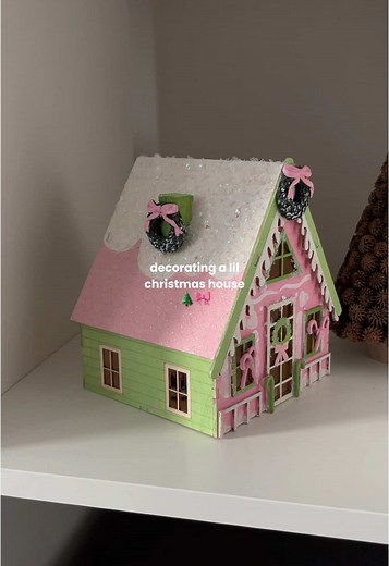 Painting Christmas Houses from Michaels: A Crafting Guide