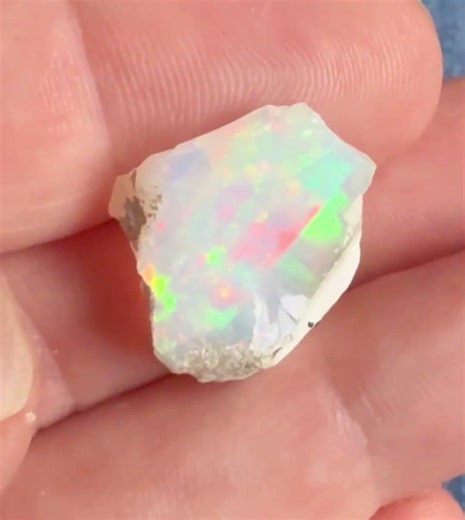 💎 Specimen Spotlight: The "Rolling Flash"
