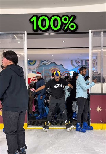 Ice Skating Level 100-1 ⛸️😱#iceskate #iceskating #beginner #pro #mahalothedesigner