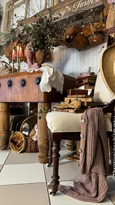 When you find your favorite butcher block and get to style it seasonally. Deary (aka hubs) gave this a little helping hand makeover before bringing this beast in the house. 🍂Guest Host and New Challenge #vintagegalscreate 🍂 Join us in welcoming Donna @ourroseinthedesert. Donna is a retired school teacher who loves home decor and loves to decorate with gorgeous florals. Her account is full of vintage inspiration. She is definitely #onetofollow NEW CHALLENGE STARTING NOW: FAVORITE VINTAGE FIND T