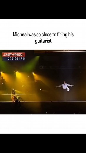 Circuit Hip-Hop on Instagram: "MJ history tour had 'Black or White' playing, and slash wouldn't stop jamming. Follow @circuithiphop for more #hiphopmusic #viral #explore #instagramreels #fyp #tupac #snoopdogg #eminem #kendricklamar #2pac #biggie #music #trending #memes #billiejean #michealjackson #kingofpop #thriller"