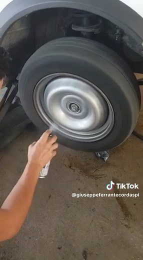 How to Change a Tire: Step-by-Step Guide