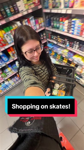 Shopping on Skates! A Beginner's Quad Skating Vlog