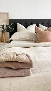 Keep your clothes looking new with these 5 easy tricks 🧺 which one will you try first? ♥️ 1. Prevent sweaters shedding by placing them in the freezer for one hour. This helps shrink the excess fibres. This one is a top request and works so well to prevent shedding. 2. Buff a small amount of toothpaste on your runners to remove scuff marks instantly 3. Add 1/4 cup salt to your first black clothes wash to lock in colour and prevent fading 4. Apply a small amount of beeswax using your hands on lea