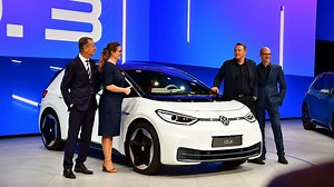 "Wichtiger Meilenstein" auf IAA - Volkswagen feiert Weltpremiere des E-Autos ID.3