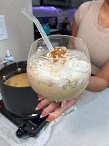 2.1M views · 55K reactions | I learned this at Starbucks (delicious fall drink) This is my new homemade favorite fall coffee recipe. You will thank me later! | Natalini | Facebook