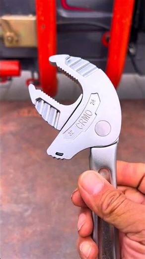 你绝对没见过的新款自适应开口扳手