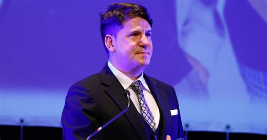 El expromotor de Andy y Lucas, Álvaro Molina, rompe su silencio y habla de la infidelidad de su exmujer con Lucas: “Me dejó los críos y se fue”