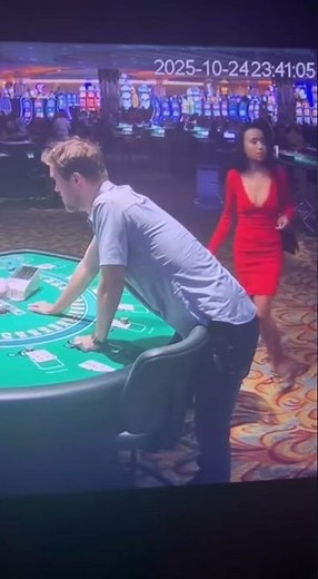 Casino Pickpocket Caught on Camera