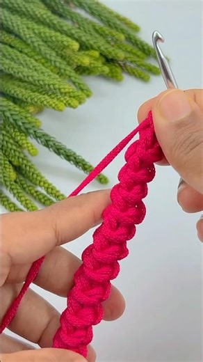 Crochet strap pattern