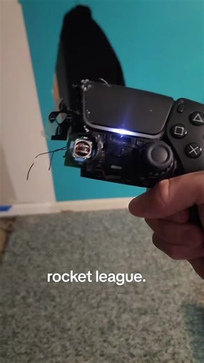 Internet Swerves Me Off Game-Winning Goal in Rocket League