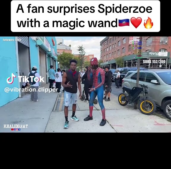 A fan surprises Spiderzoe ​​with a magic wand
